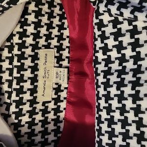 Amanda Smith Petite Suite